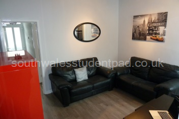 Living Room (2)